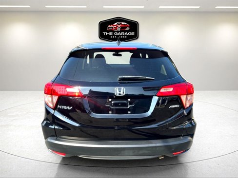 Used 2017 Honda HR-V EX image 4
