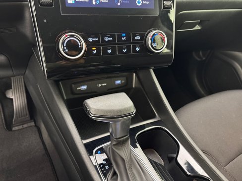 Used 2024 Hyundai Tucson SE image 18