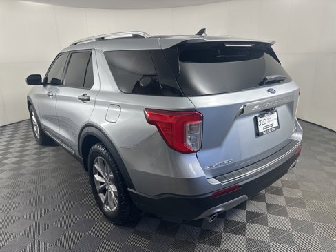 Used 2023 Ford Explorer Limited image 4