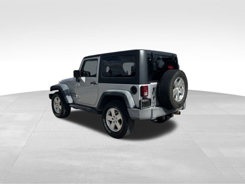 Used 2012 Jeep Wrangler Sport w/ Connectivity Group image 7