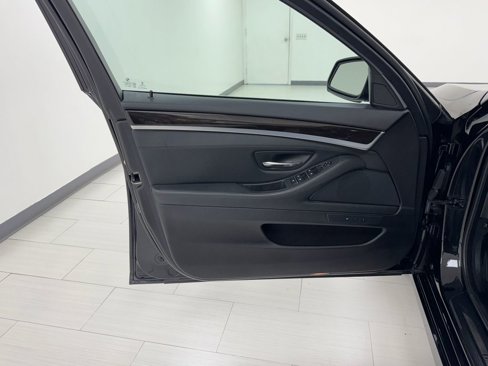 Used 2016 BMW 535i xDrive Sedan image 9