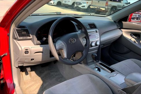 Used 2011 Toyota Camry LE image 17