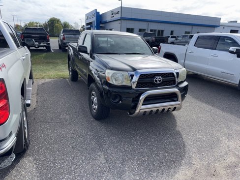Used 2011 Toyota Tacoma 4x4 Access Cab image 1