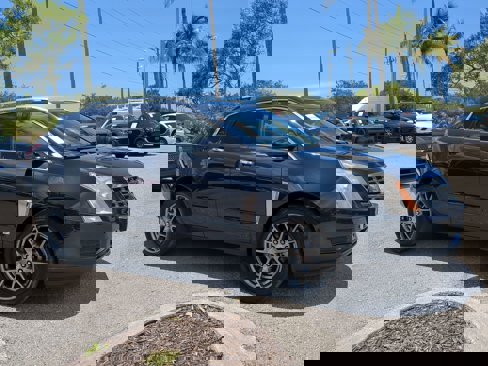 Used 2014 Cadillac SRX Luxury w/ Driver Awareness Package image 2