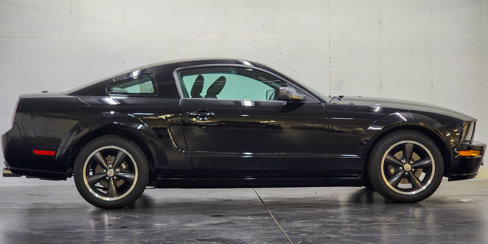 Used 2008 Ford Mustang GT image 3
