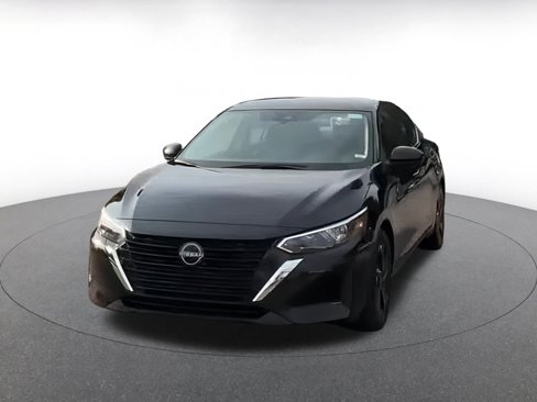 Used 2024 Nissan Sentra SV image 3