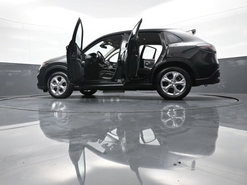 Certified 2023 Honda HR-V LX image 47