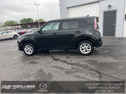 Used 2025 Kia Soul LX w/ LX Technology Package image 16