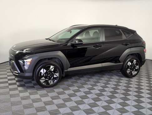 Used 2024 Hyundai Kona SEL image 1