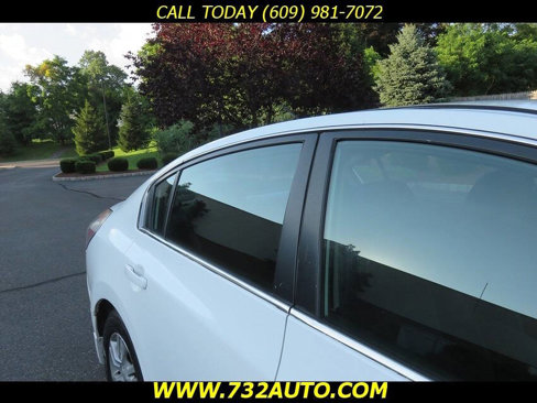 Used 2010 Nissan Altima Hybrid Sedan image 24