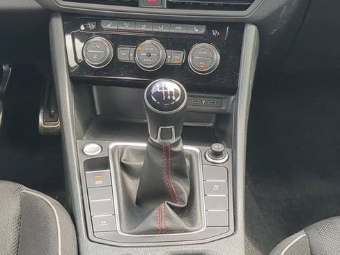 Used 2020 Volkswagen Jetta GLI image 16