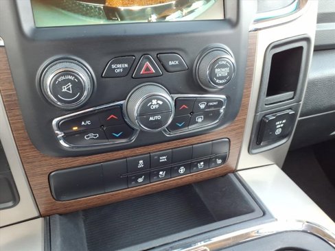 Used 2017 RAM 1500 Laramie w/ Convenience Group image 26