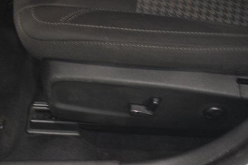 Used 2017 Dodge Charger SXT w/ Navigation & Travel Group image 16