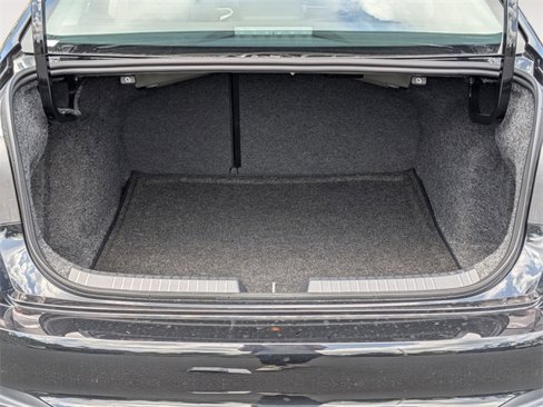 New 2025 Volkswagen Jetta SE image 31