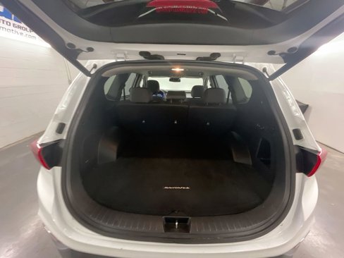 Used 2020 Hyundai Santa Fe SEL w/ Convenience Package image 25
