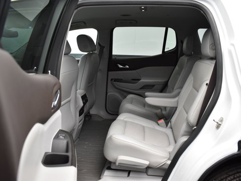 Used 2019 GMC Acadia SLT image 10