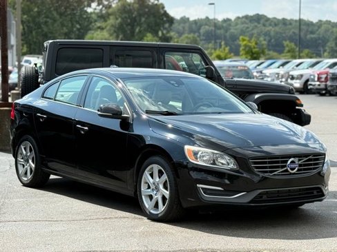 Used 2015 Volvo S60 T5 image 32