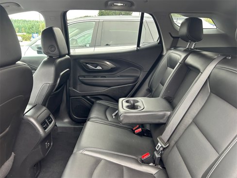 Used 2022 GMC Terrain SLT image 24