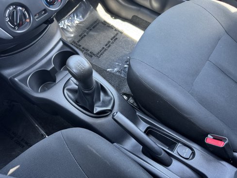Used 2015 Nissan Versa Note S image 24