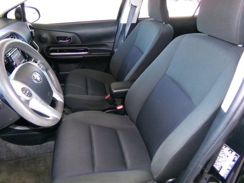 Used 2016 Toyota Prius C Two image 11