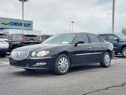 Used 2009 Buick LaCrosse CXL image 2