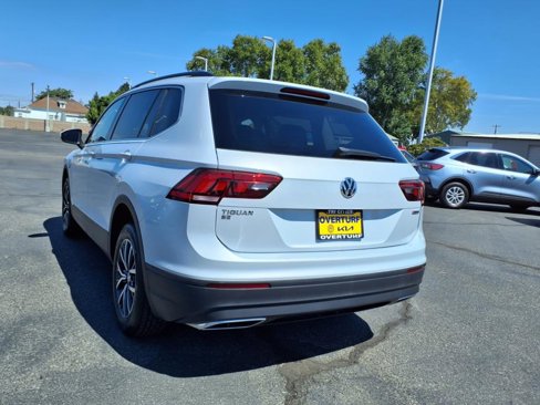 Used 2019 Volkswagen Tiguan SE image 2
