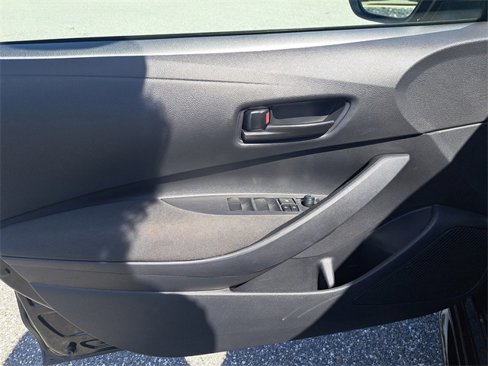 Used 2023 Toyota Corolla LE image 16