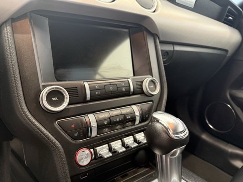 Used 2021 Ford Mustang Premium image 14