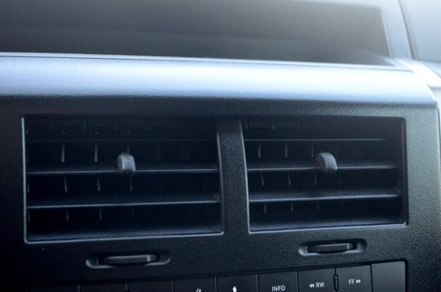 Used 2012 Jeep Liberty Sport image 25