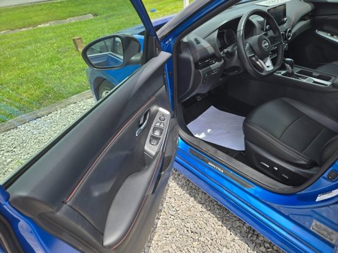 Used 2024 Nissan Sentra SR w/ SR Premium Package image 5