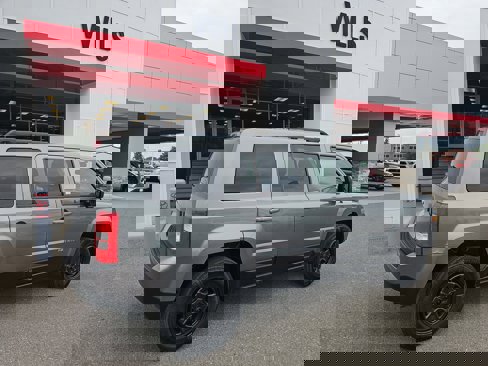 Used 2012 Jeep Patriot Sport w/ PWR Value Group image 4