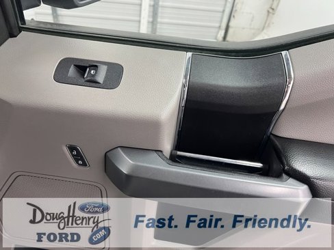 Used 2018 Ford F150 XLT image 33
