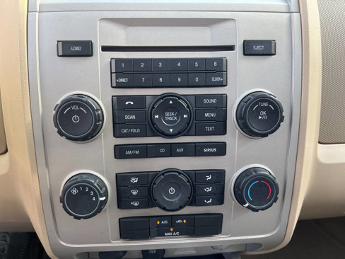 Used 2011 Ford Escape XLT w/ 201A Rapid Spec Order Code image 24