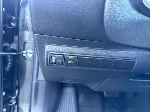Used 2023 Toyota Corolla LE image 25