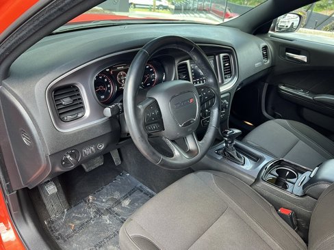 Used 2022 Dodge Charger SXT w/ Blacktop Package image 21