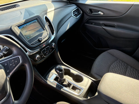 Used 2018 Chevrolet Equinox LT image 16