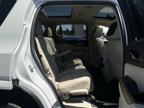 Used 2017 GMC Acadia Denali w/ Technology Package image 12