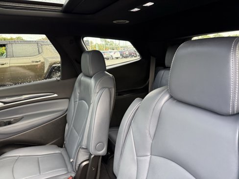 Used 2022 Buick Enclave Essence w/ Experience Buick Package image 8