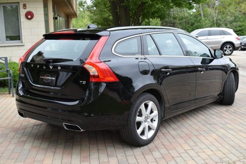 Used 2016 Volvo V60 T5 Premier image 12