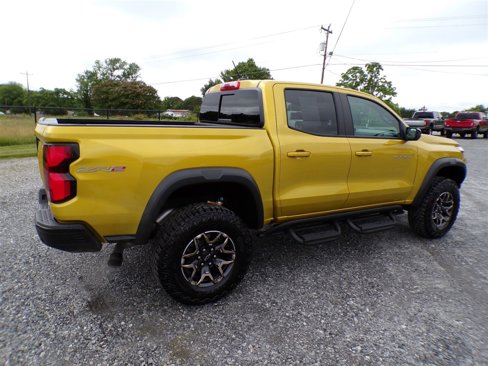Used 2023 Chevrolet Colorado ZR2 w/ ZR2 Convenience Package III image 9