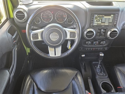 Used 2016 Jeep Wrangler Unlimited Rubicon image 14