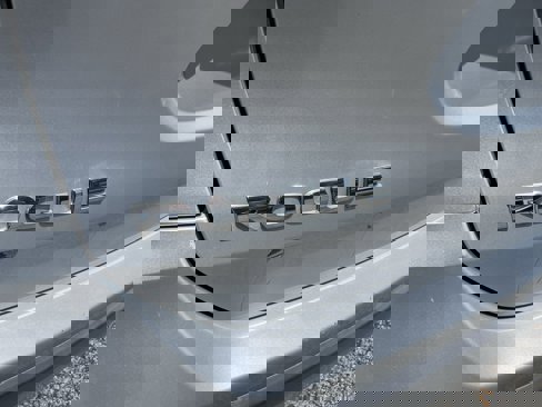 Used 2018 Nissan Rogue SV image 25