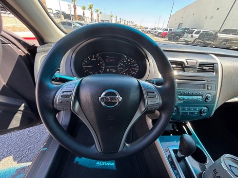 Used 2014 Nissan Altima 2.5 S w/ Sport Value Package image 17