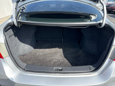 Used 2019 Nissan Sentra SV image 5