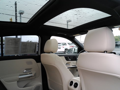 Certified 2024 Mercedes-Benz GLA 250 image 22