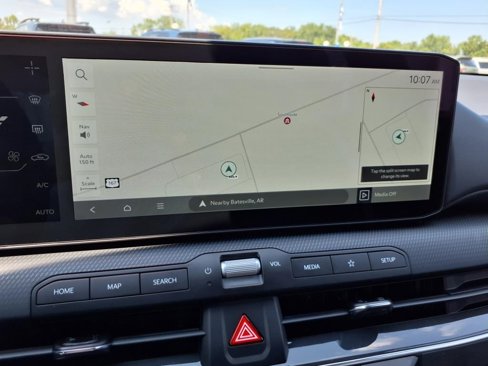 New 2025 Kia K4 GT-Line image 18