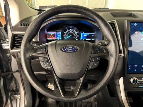 Used 2022 Ford Edge SE image 18