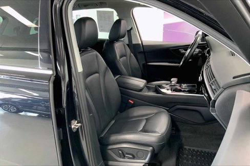 Used 2018 Audi Q7 3.0T Premium Plus w/ Premium Plus Package image 11