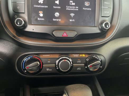 Used 2023 Kia Soul S image 18