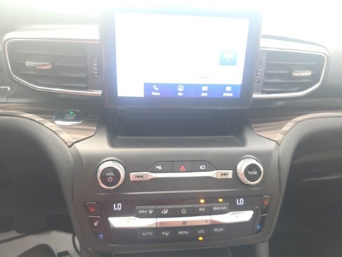 Used 2020 Ford Explorer Limited image 21
